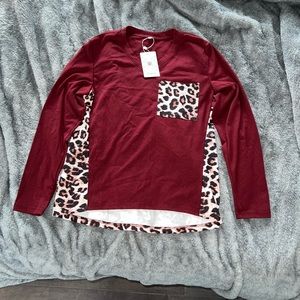 basico maroon cheetah print long sleeve size medium